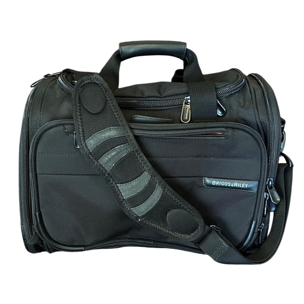 Briggs & Riley 221-4 Black Ballistic Nylon Travel Duffel Bag Carry On Luggage